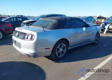2013 Ford Mustang V6 Premium from USA, damaged, VIN 1ZVBP8EM0D5269958